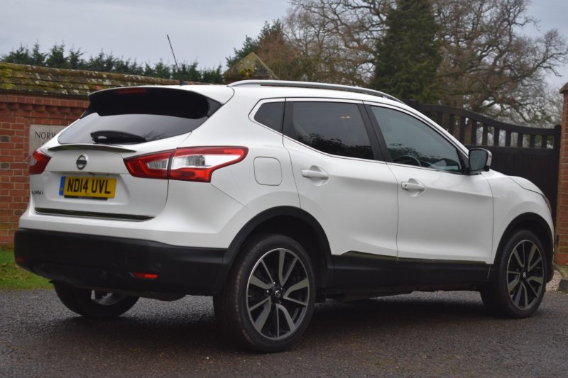 NISSAN QASHQAI