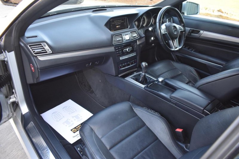 MERCEDES-BENZ E CLASS