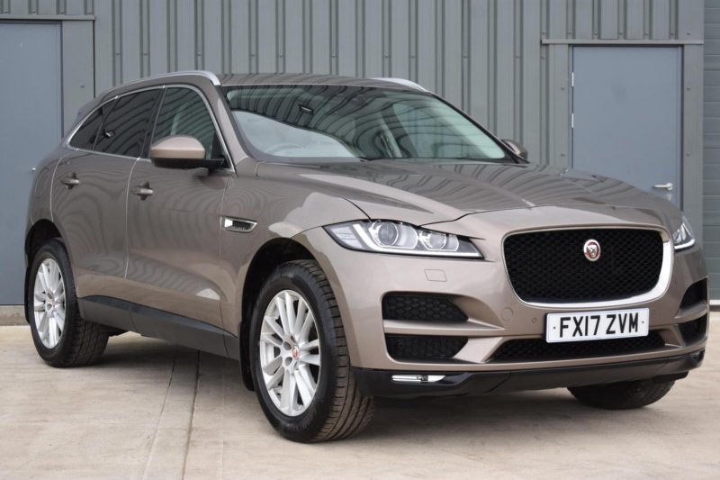 JAGUAR F-PACE